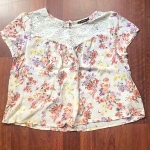 Forever 21 Floral Crop Tee